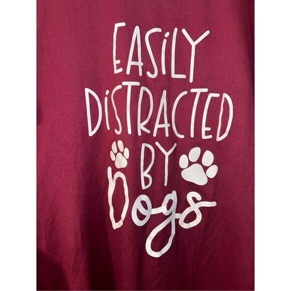 Graphic Easily Distracted By Dogs Burgandy T-shirt size large 12 - Picture 3 of 4